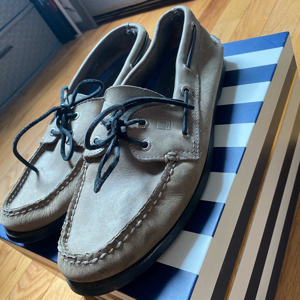 Sperry men’s boat shoe